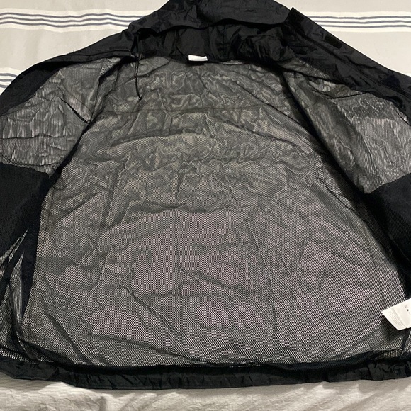 Men’s Columbia rain jacket - Picture 7 of 9